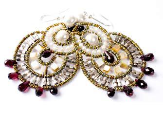 Chandelier Ziio earrings handmade with pearl, garnets and black tourmaline